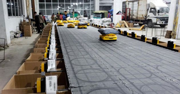 �״ν���ͨ��ϵĩ�����㣬���ڡ�С���ˡ�չʾ����