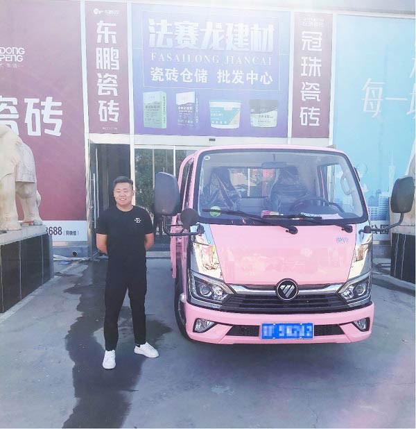 ����M����