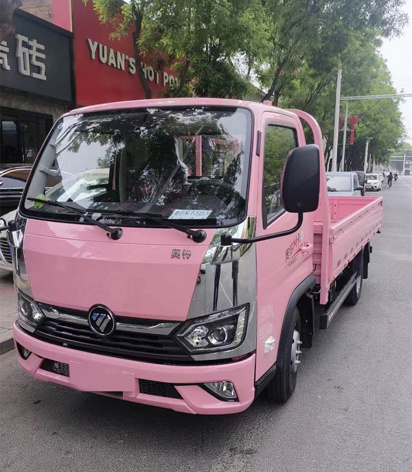 ����M����